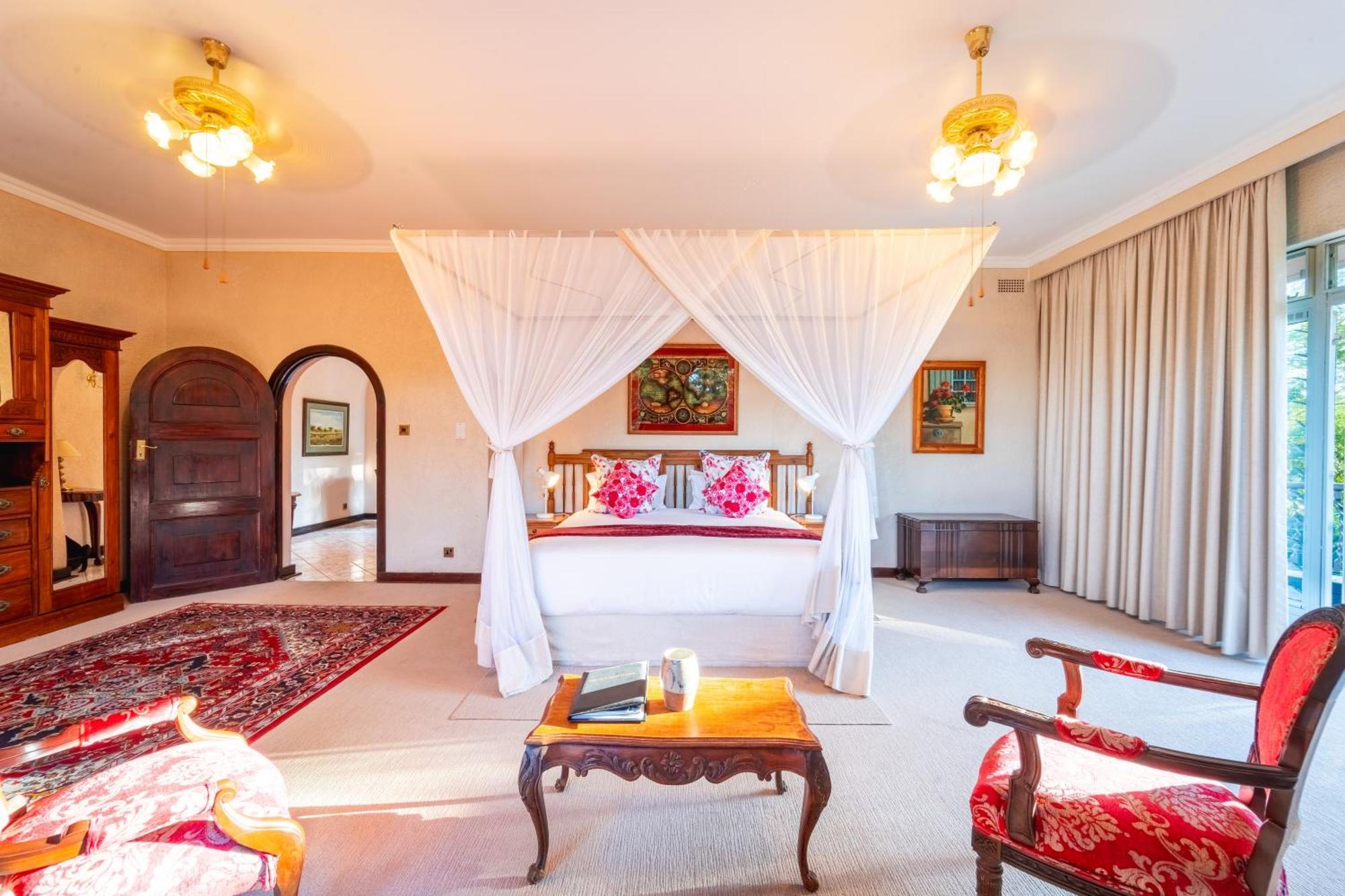 Bed and Breakfast The Victorian Manor Вікторія-Фоллс Екстер'єр фото